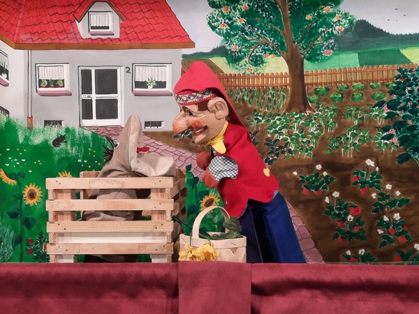 Szene aus dem Umweltpuppentheater