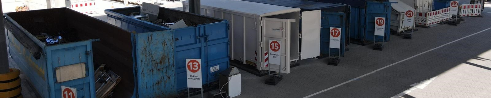Recyclinghof Kappeln, Drohnenaufnahme; Sicht auf die Annahmecontainer
